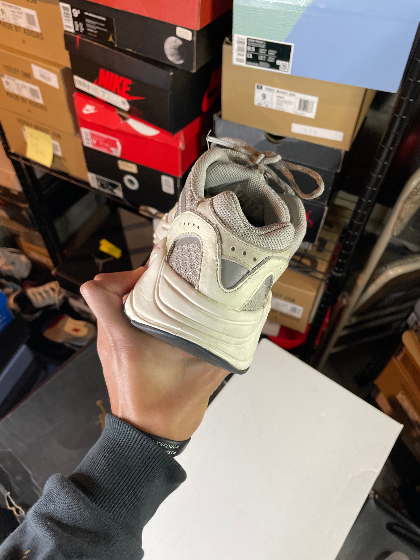 Yeezy 700 Static (7)