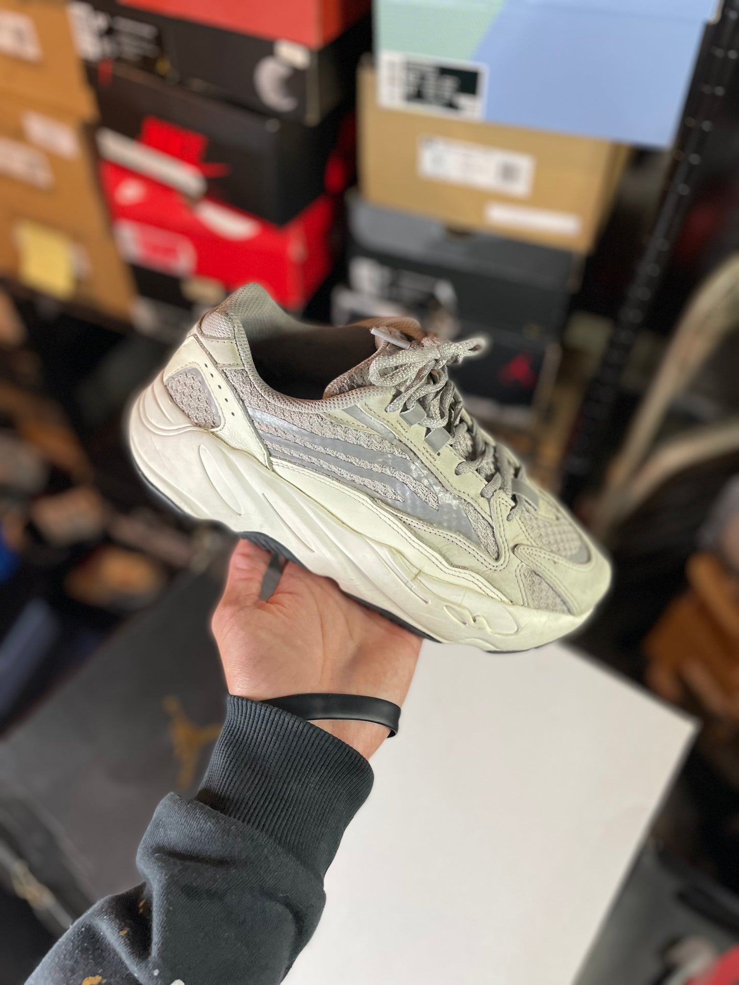 Yeezy 700 Static (7)