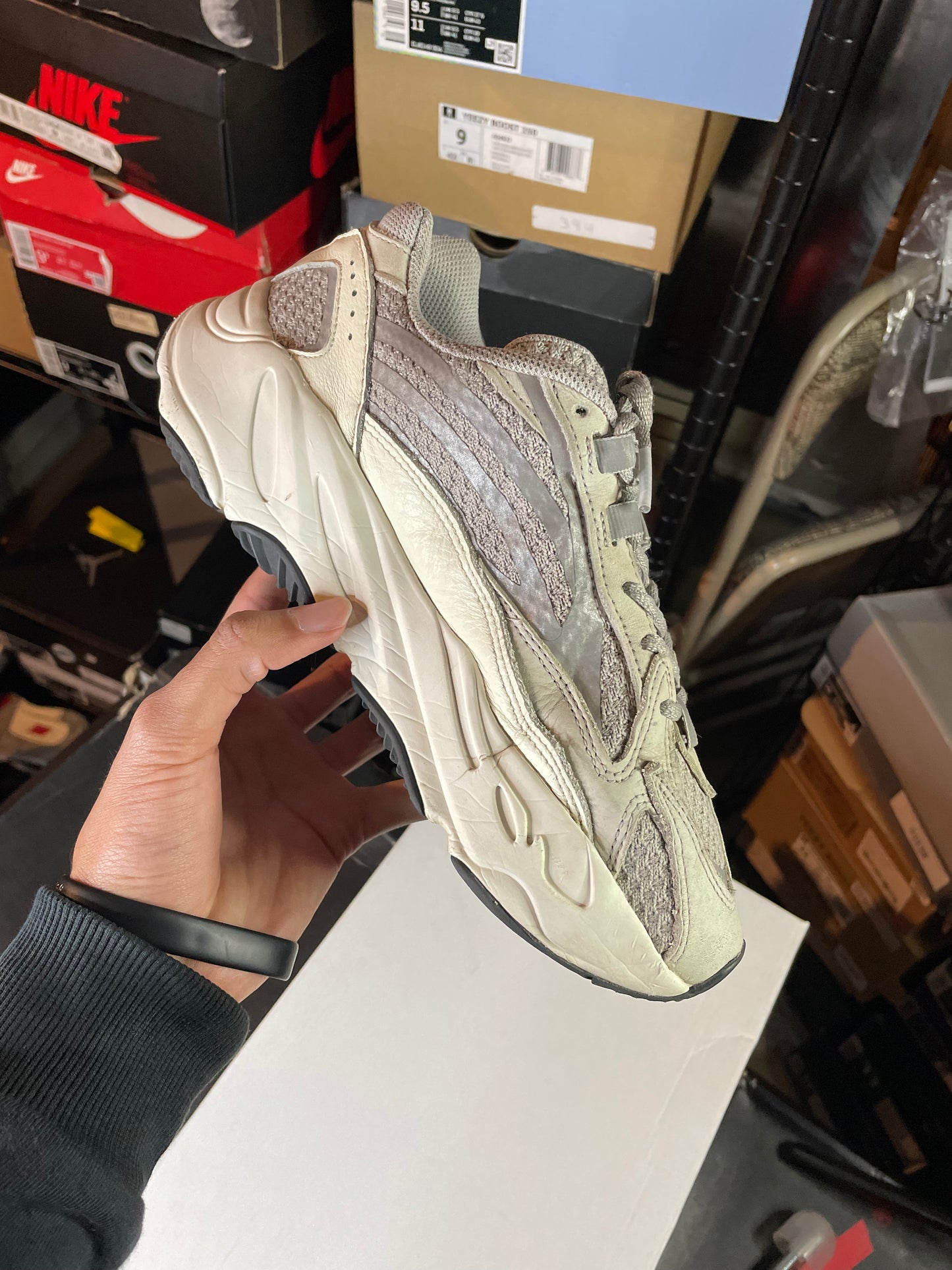Yeezy 700 Static (7)