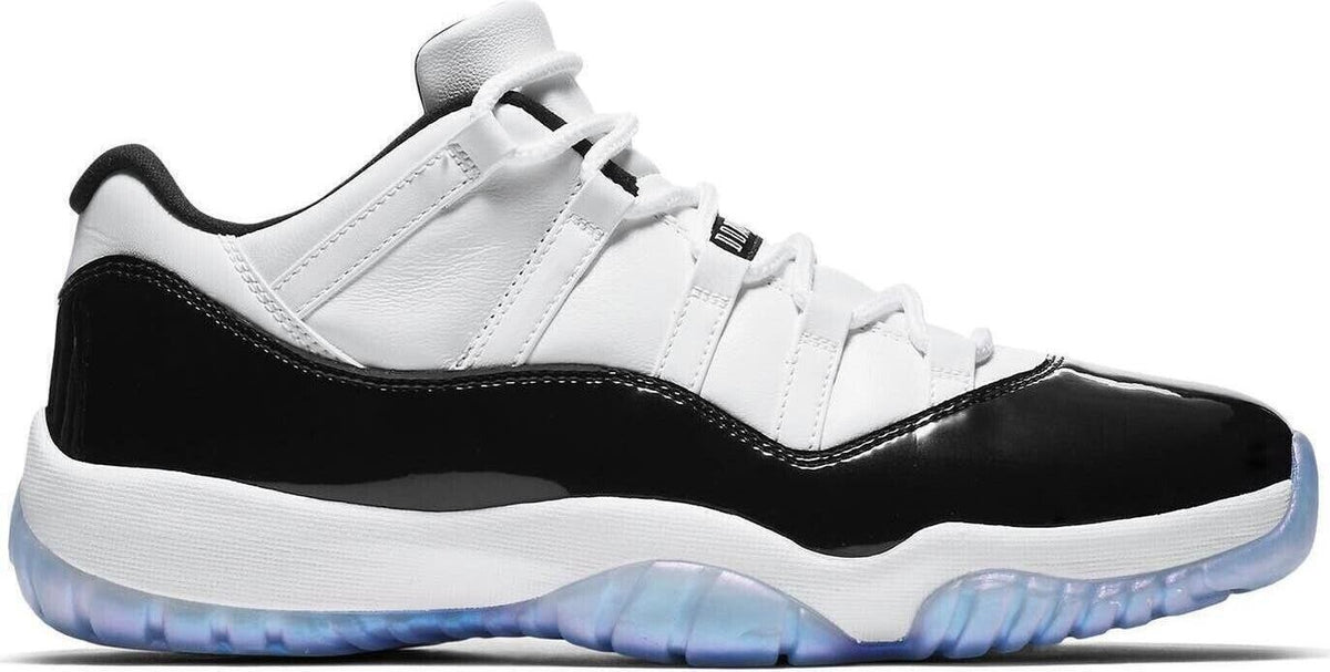 Jordan Air Jordan 11 Retro Low Emerald Rise White/Black Sneakers SIZE 9.5
