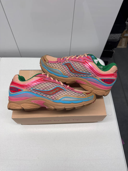 Saucony ProGrid Omni 9 Jae Tips
(9)
