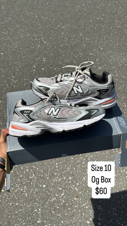 New Balance 725 (10)