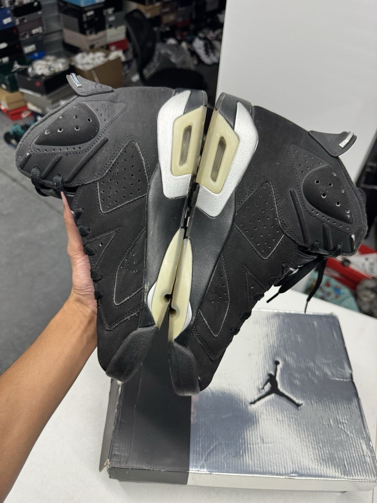 Jordan Air Jordan 6 Retro Mid Chrome Black/Metallic Silver SIZE 10.5