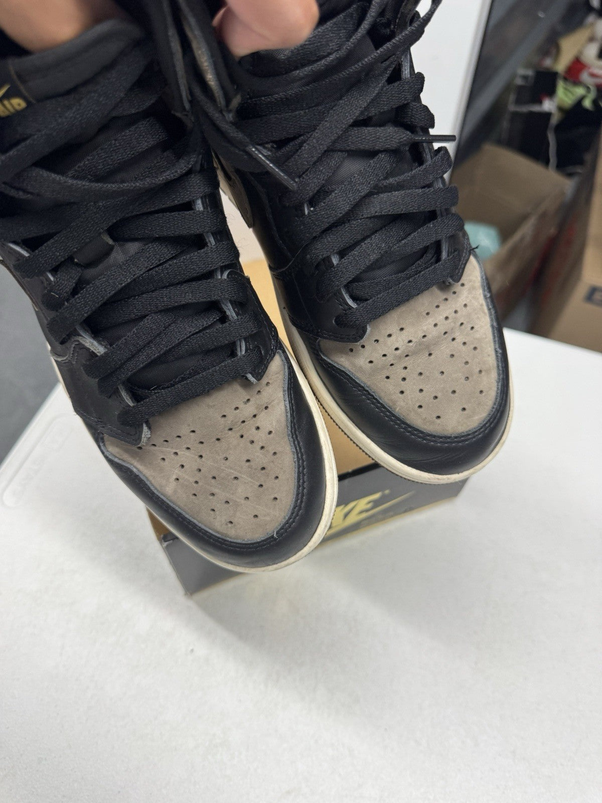 Jordan Air Jordan 1 Retro High OG Palomino Black/Gray SIZE 9