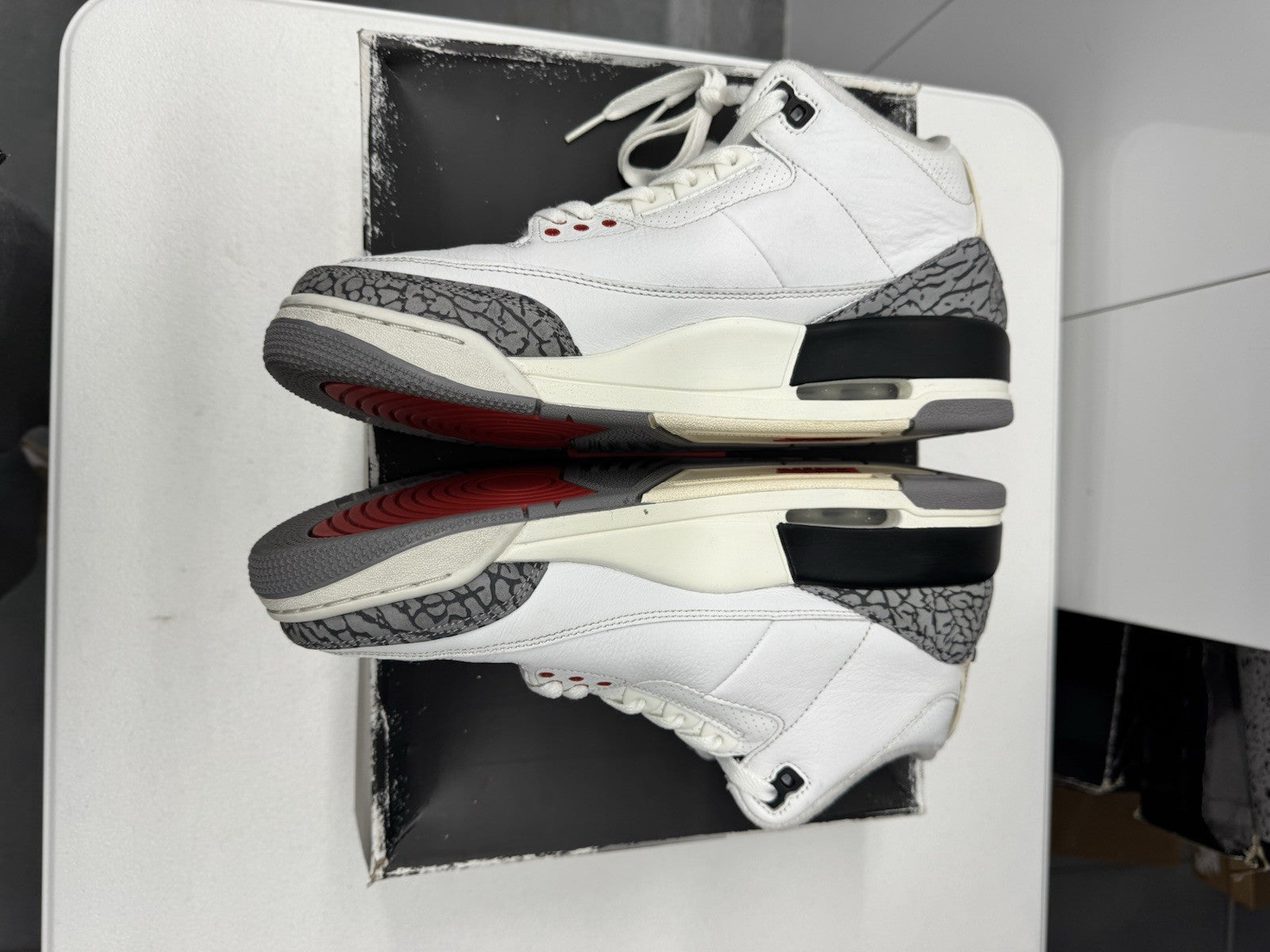 Air Jordan 3 Retro Men's Size 10.5 White Cement Reimagined Sneakers DN3707-100