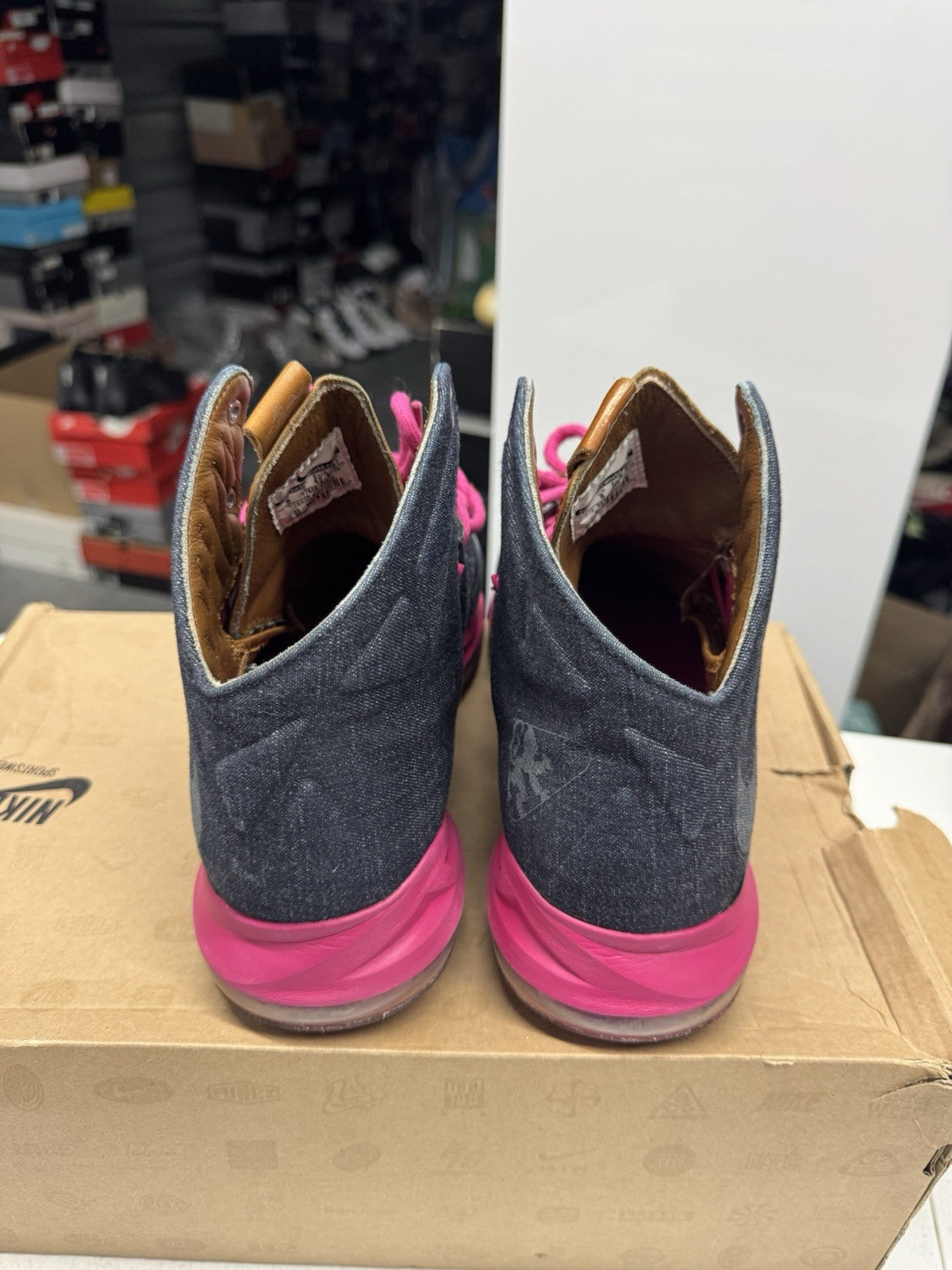 Nike LeBron X EXT Denim QS High Top Blue/Pink/Brown US 9 SIZE 9