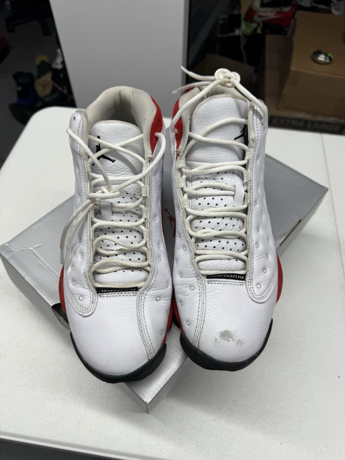 Jordan Air Jordan 13 Retro Chicago White/Black/True Red Mid Top SIZE 9