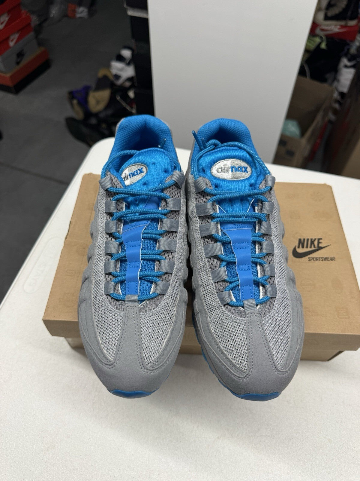 Nike Air Max 95 Men's Low Top Lace Up Sneakers Gray/Blue, 609048-055 SIZE 8