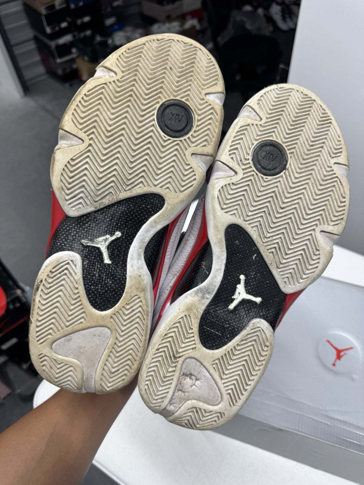 Jordan Air Jordan 14 Retro 2019 Candy Cane White/Black/Varsity Red SIZE 10.5