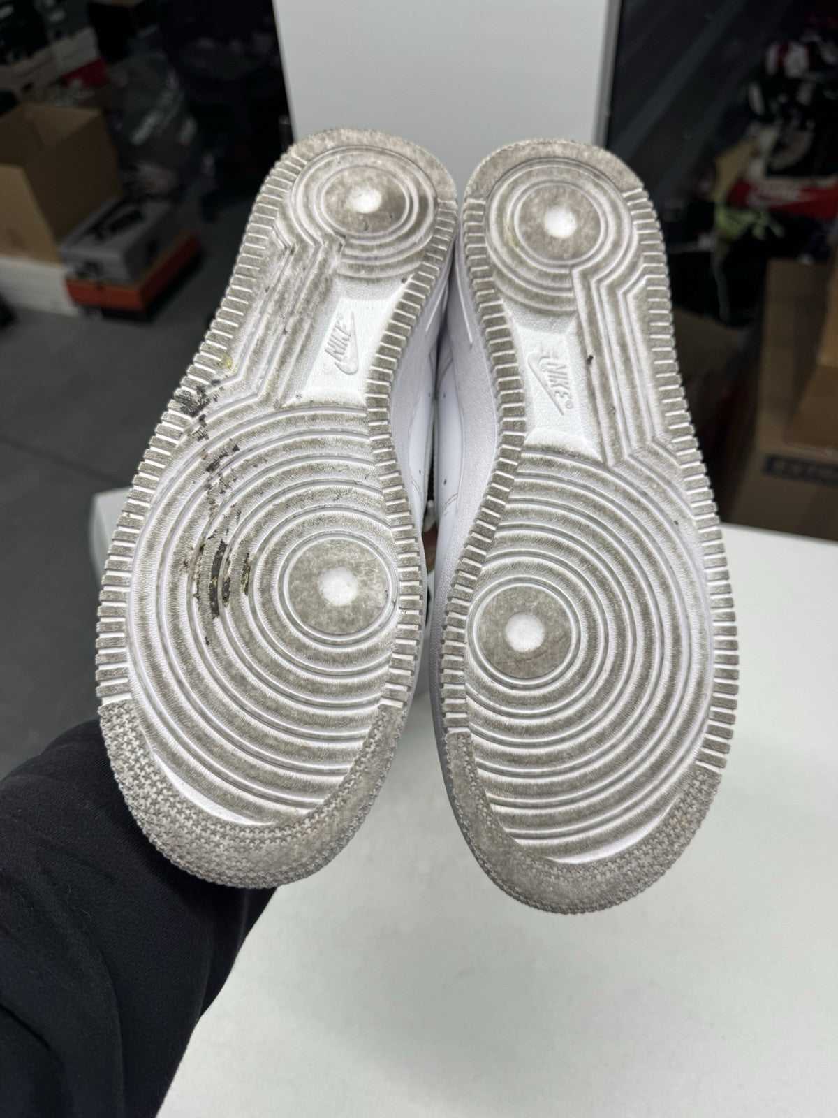 Nike Air Force 1 '07 Low Triple White Men's Sneakers SIZE 9.5