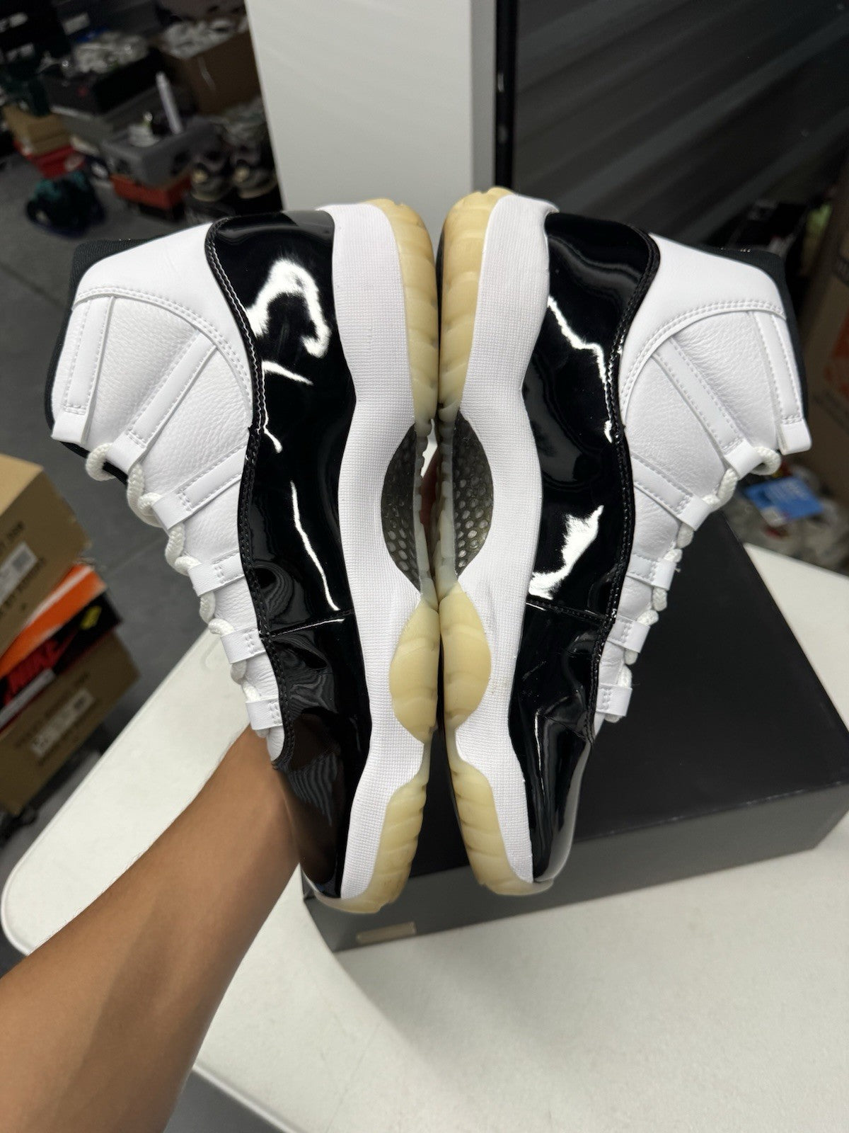 Jordan Air Jordan 11 Retro Gratitude White/Black/Metallic Gold SZ11