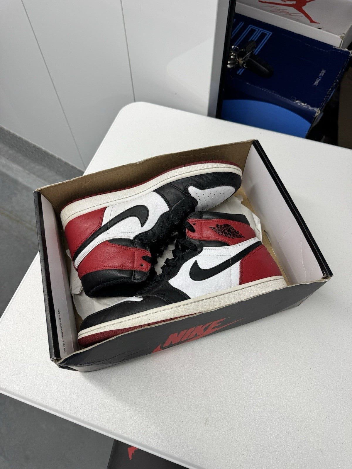 Air Jordan 1 Black Toe Size 10