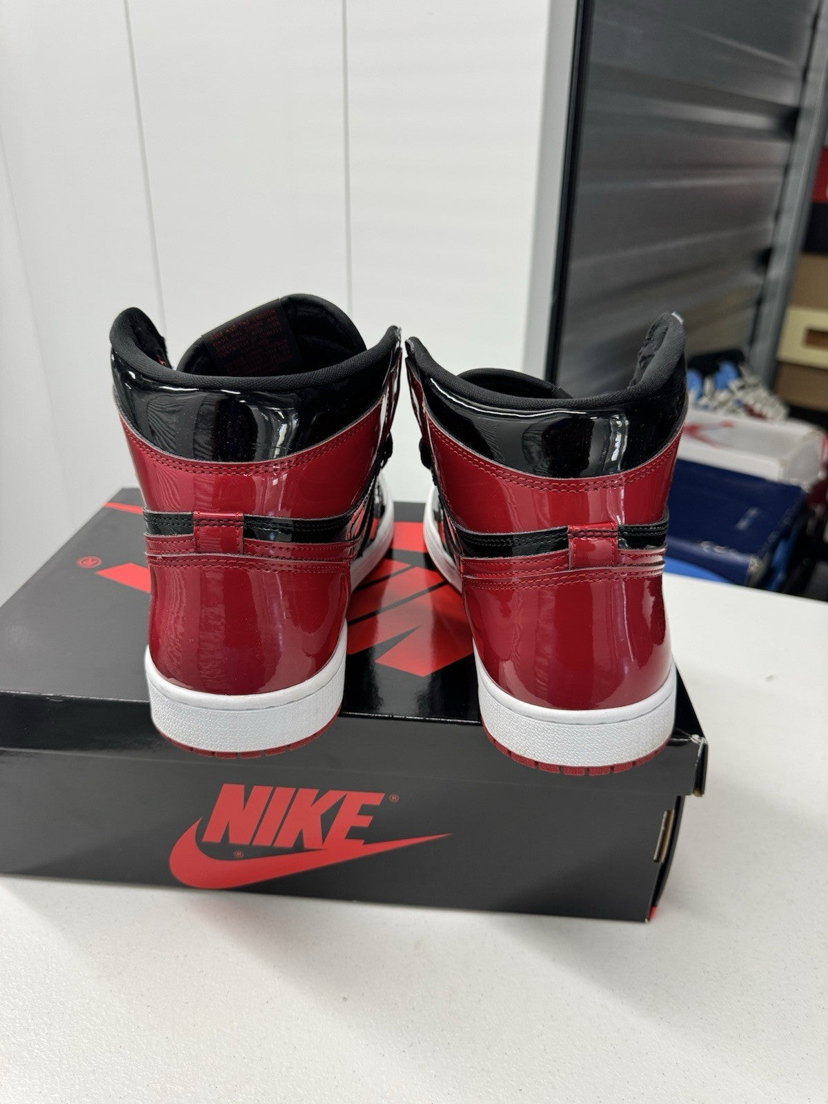 Nike Air Jordan 1 Men's Size 10 Retro OG High Patent Bred Colorway