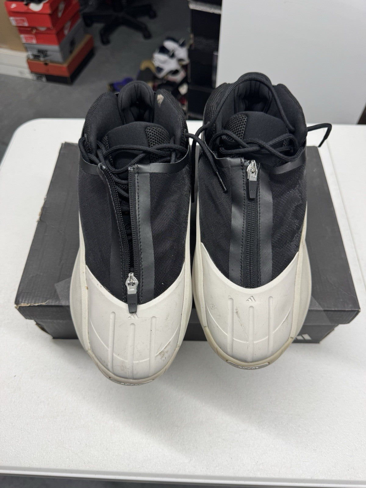 adidas Crazy IIInfinity 2.5 Men's Sneakers Chalk Black/White Low Top SIZE 9.5
