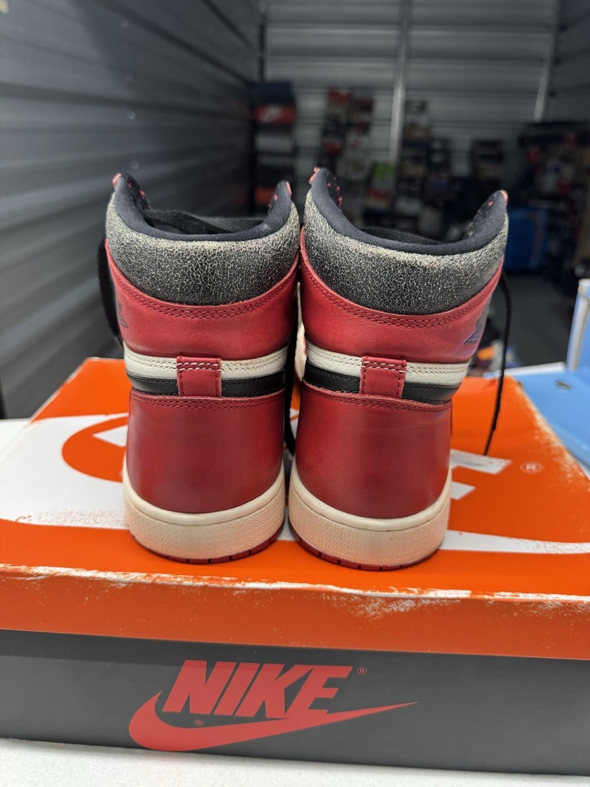 Jordan AJ1 Retro High OG Chicago Lost & Found Size 12 DZ5485-612