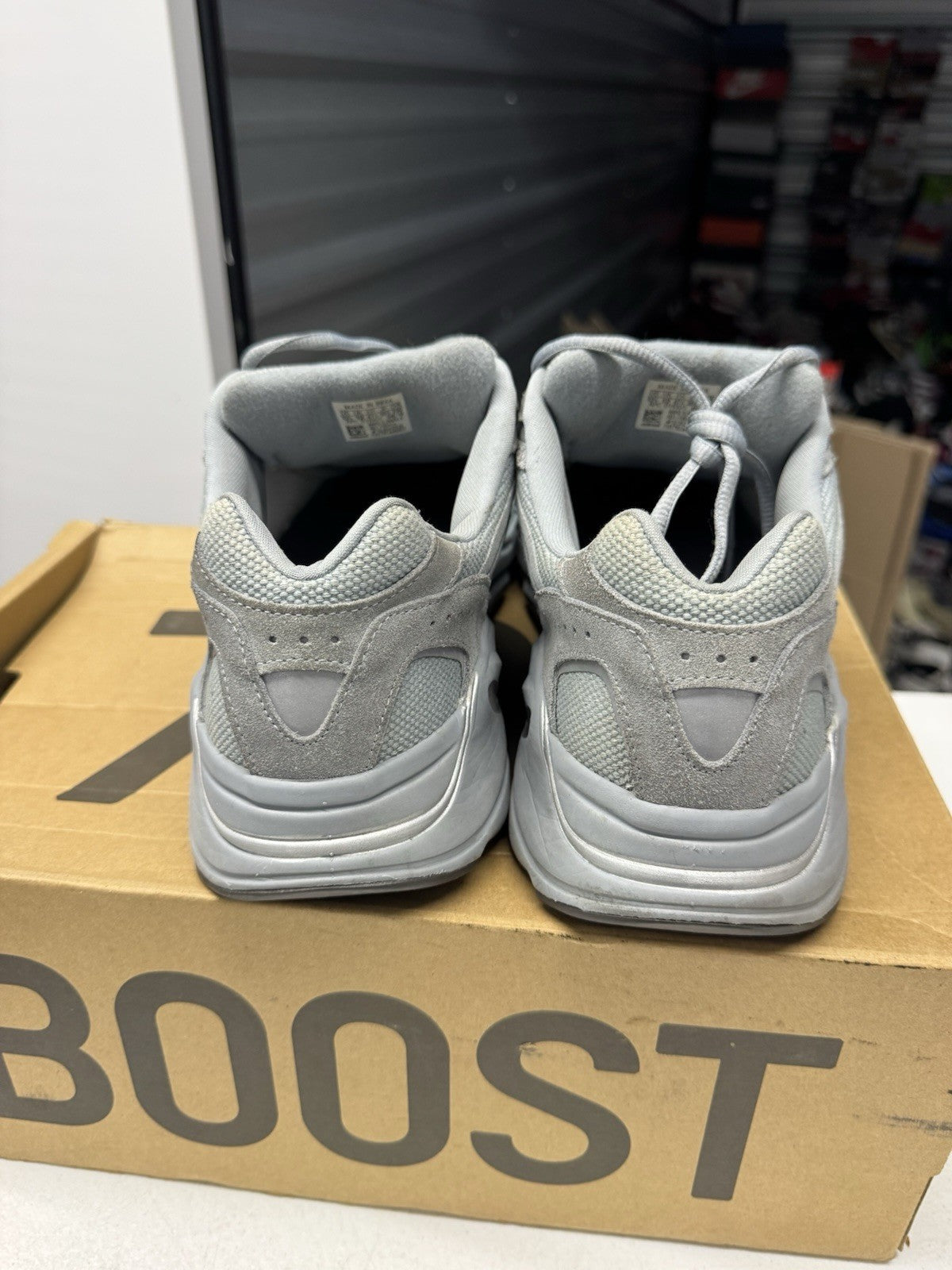 adidas Yeezy Boost 700 V2 Hospital Blue Men's Sneakers Size 12.5 FV8424
