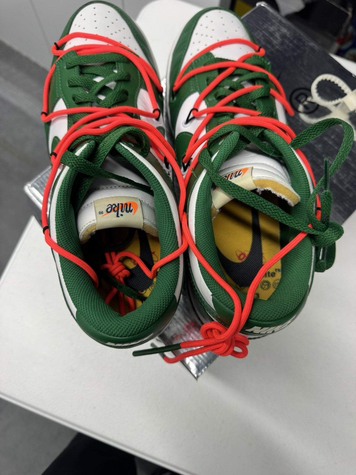 Nike Dunk Low Off-White Pine Green Men's Low Top Sneaker Green White Orange