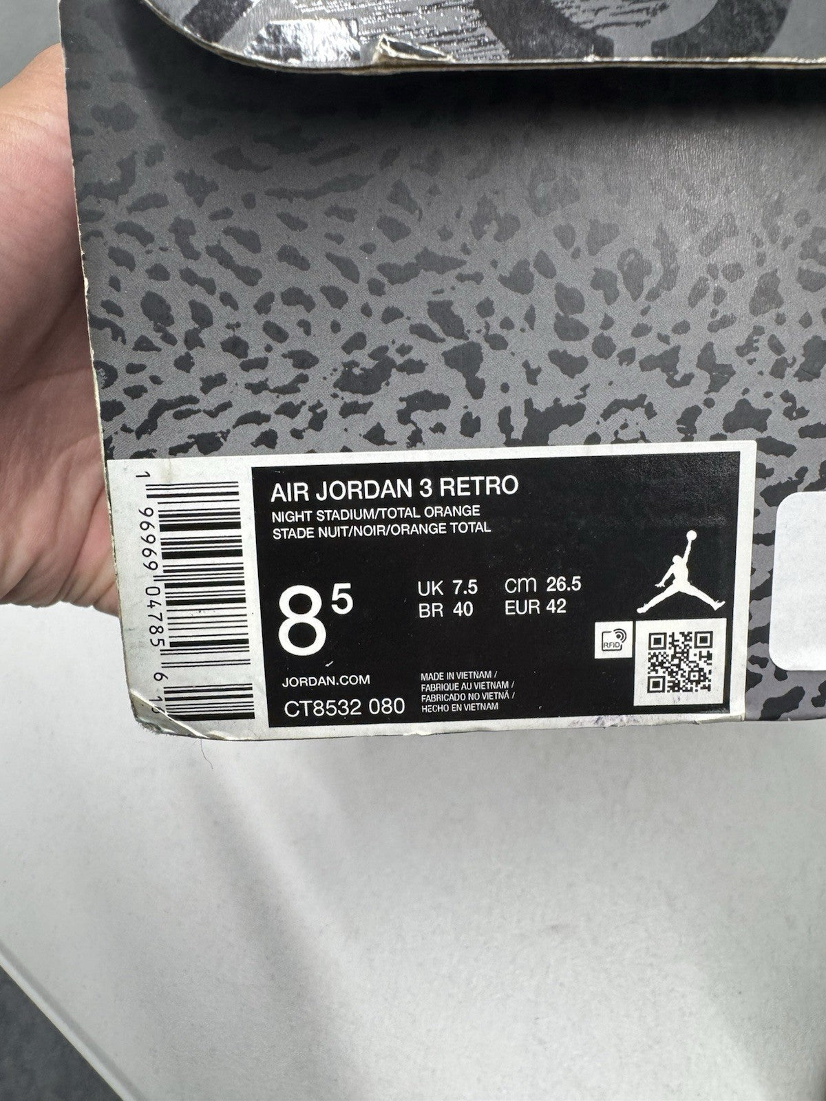 Jordan Air Jordan 3 Retro Fear 2023 Men's Sneakers Gray/Orange SIZE 8.5