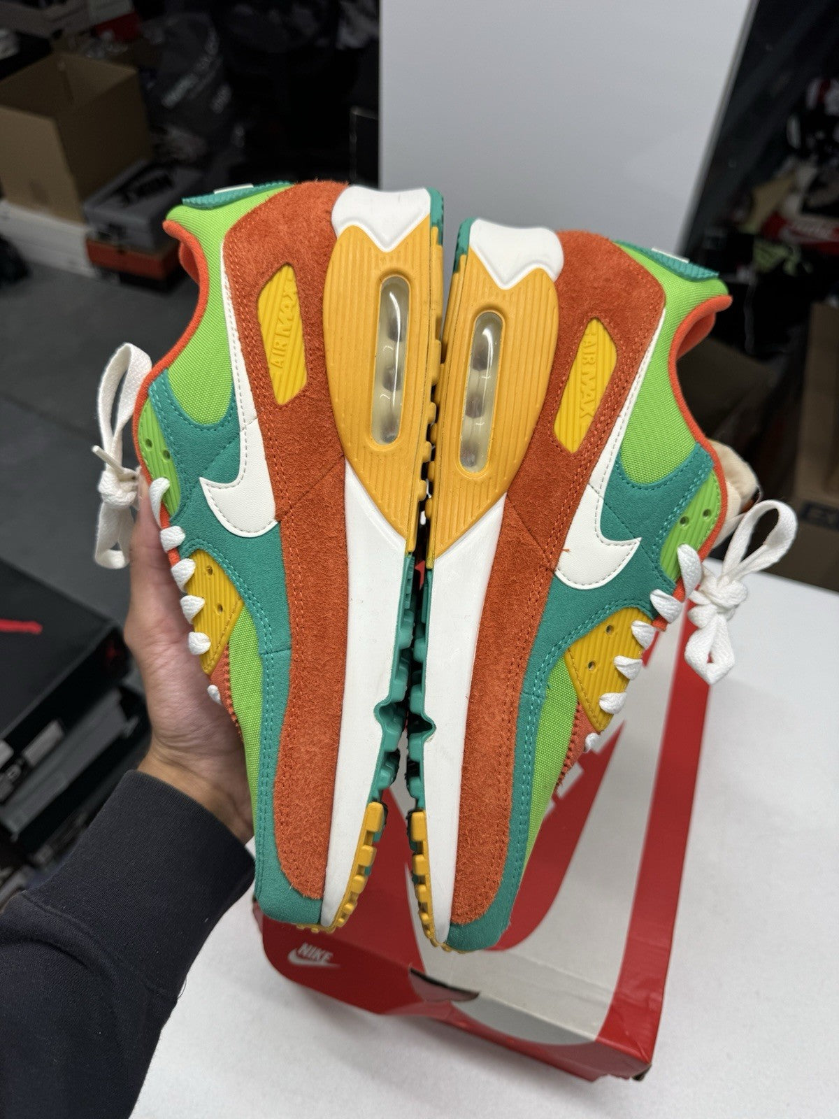 Nike Air Max 90 SE Running Club Roma Green/Sail/Orange SIZE 11