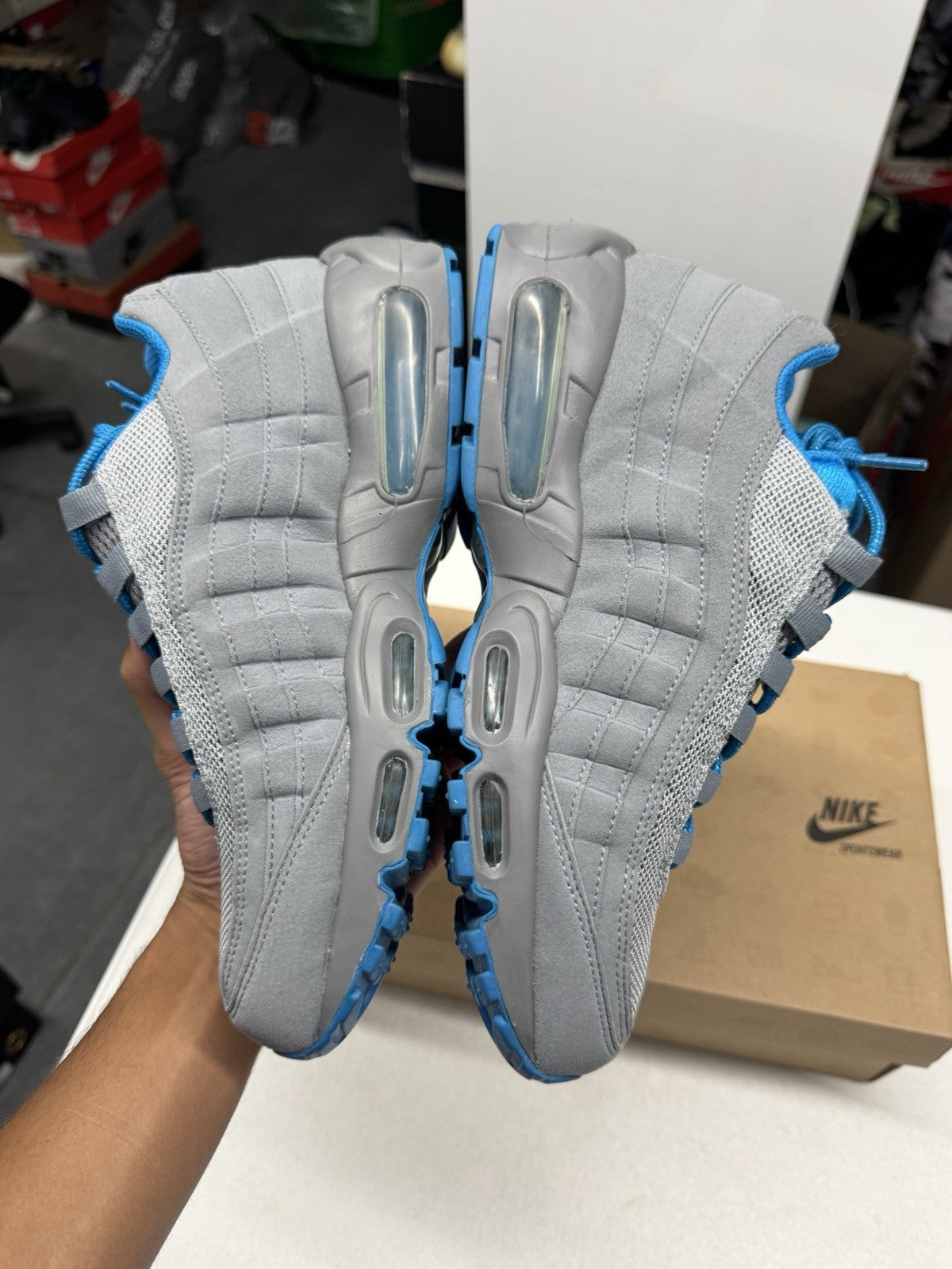 Nike Air Max 95 Men's Low Top Lace Up Sneakers Gray/Blue, 609048-055 SIZE 8