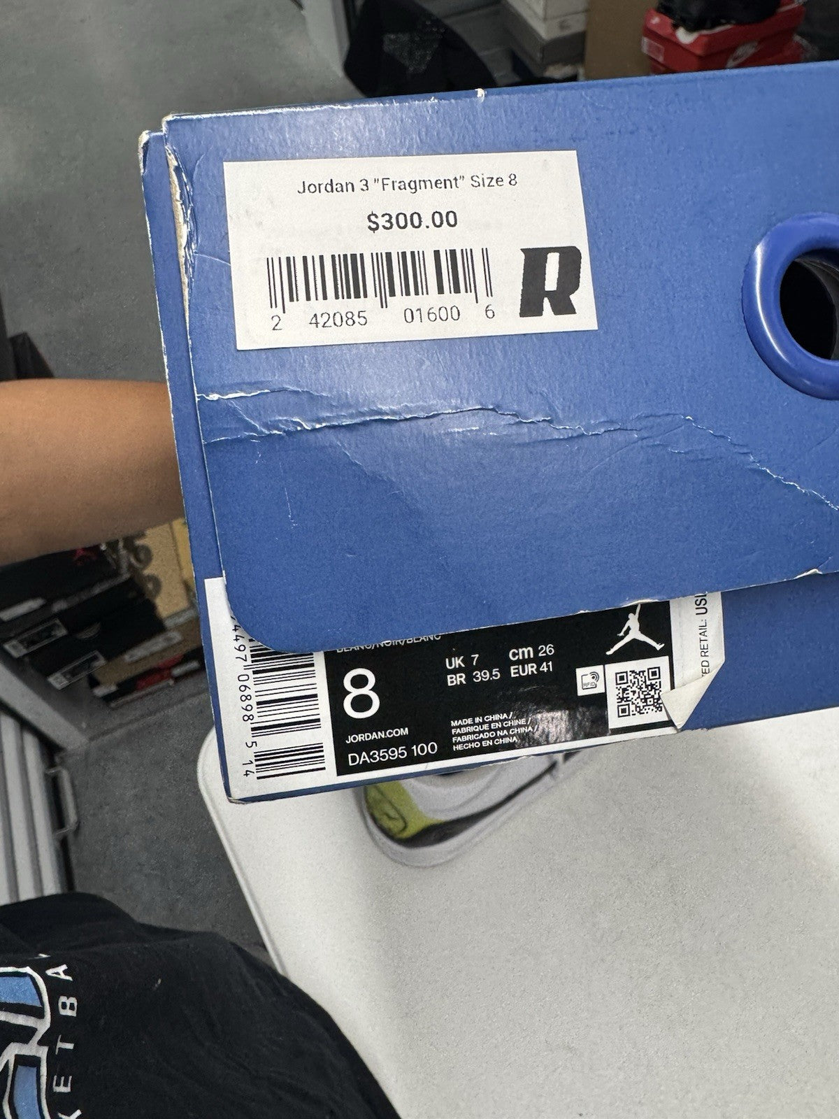 Jordan Air Jordan 3 Retro SP x Fragment Design DA3595-100 SIZE 8