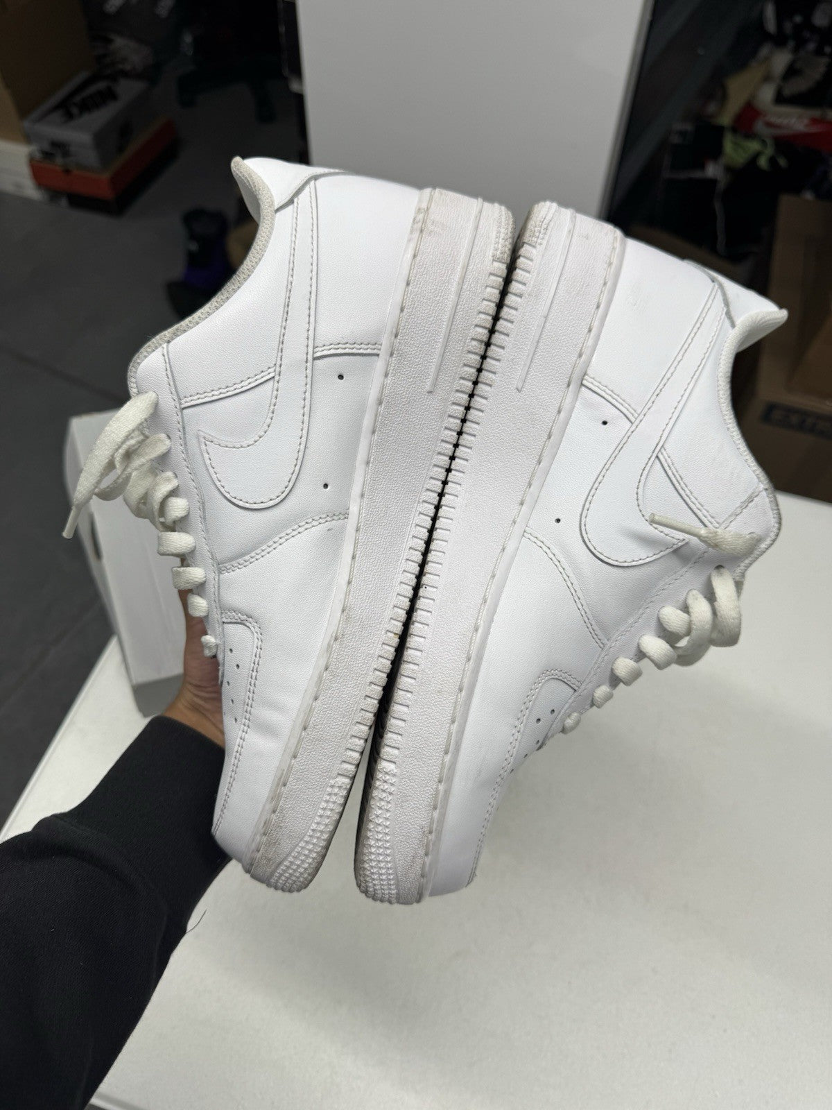 Nike Air Force 1 '07 Low Triple White Men's Sneakers SIZE 9.5