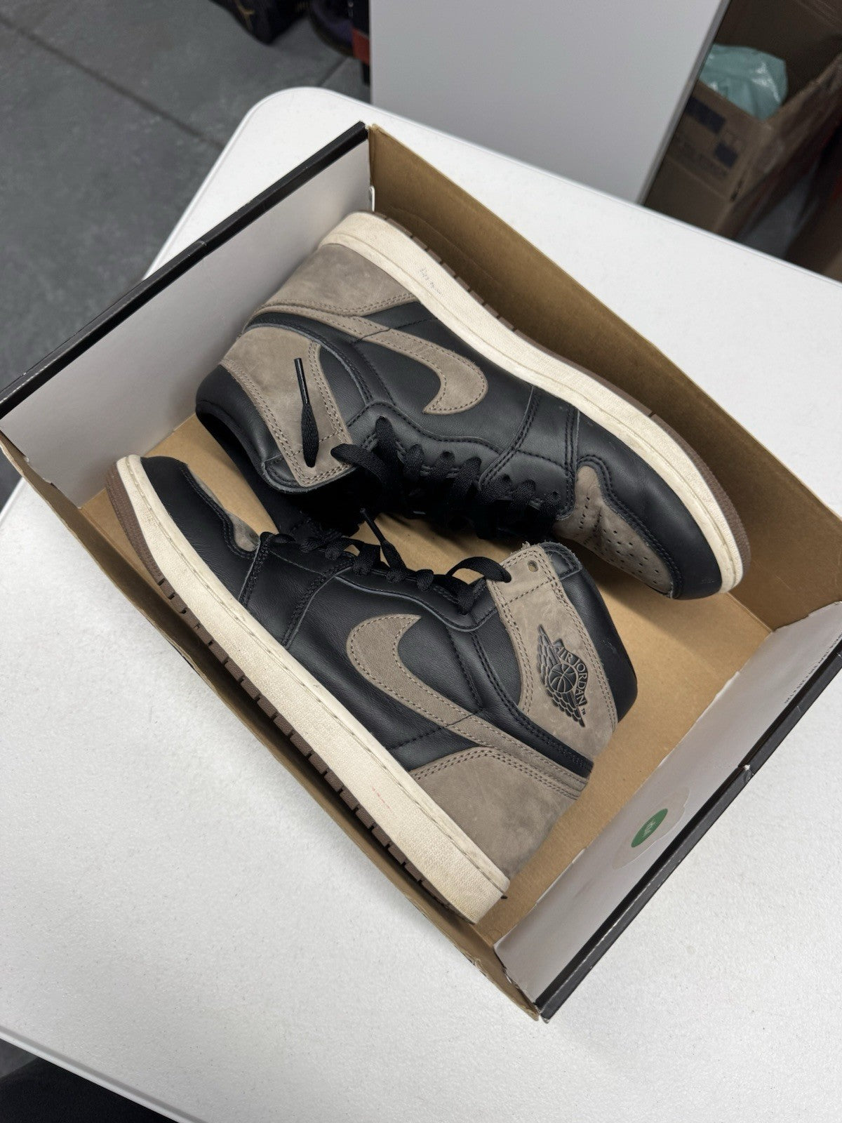 Jordan Air Jordan 1 Retro High OG Palomino Black/Gray SIZE 9