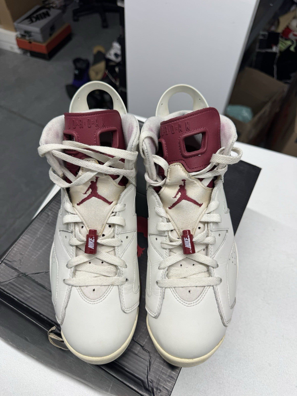 Jordan Air Jordan 6 Retro Maroon 2015 Men's Sneakers White/Maroon SIZE 9.5