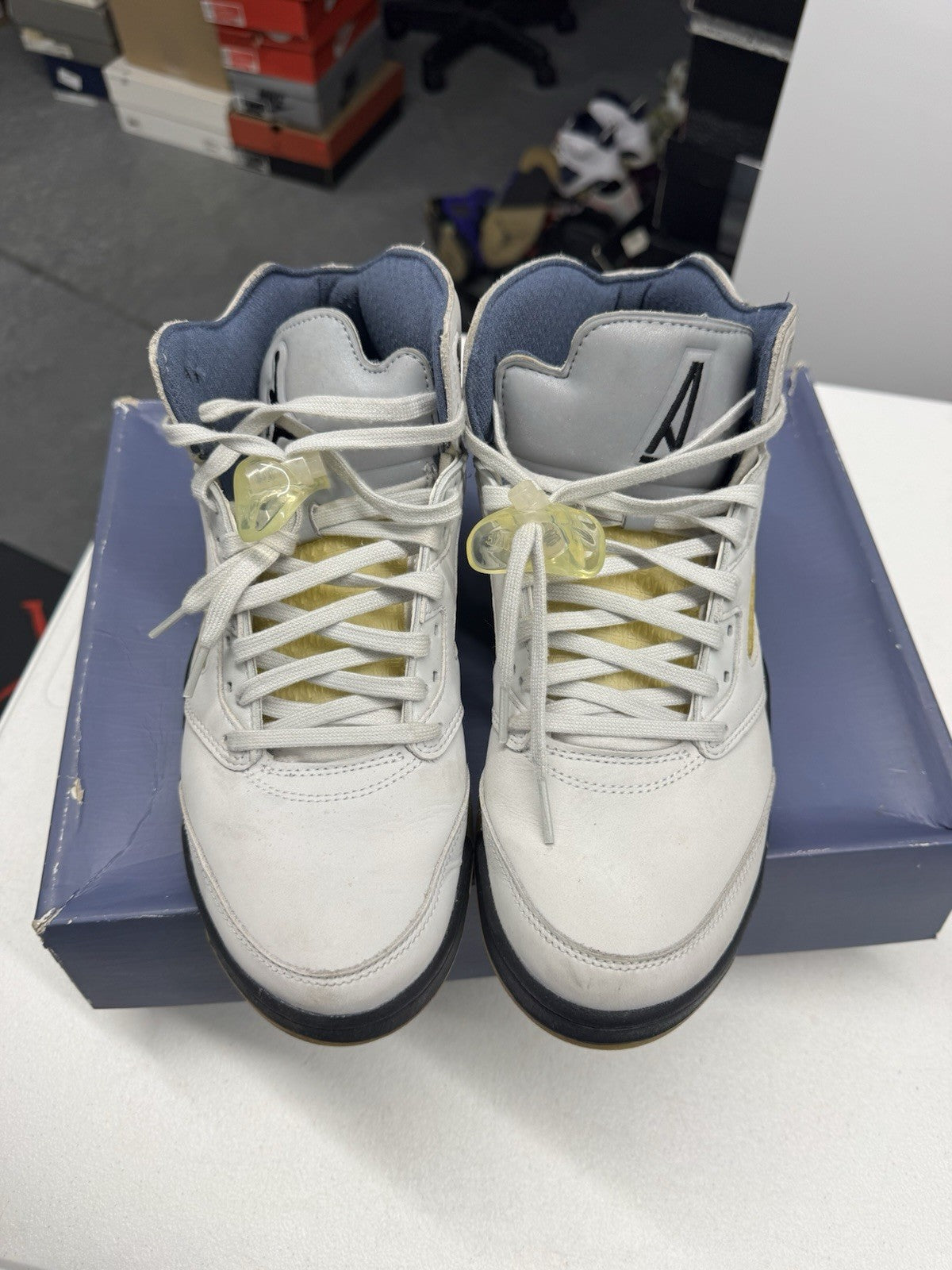 Jordan A Ma Maniére x Air Jordan 5 Retro SP Dawn Nubuck SIZE 9M