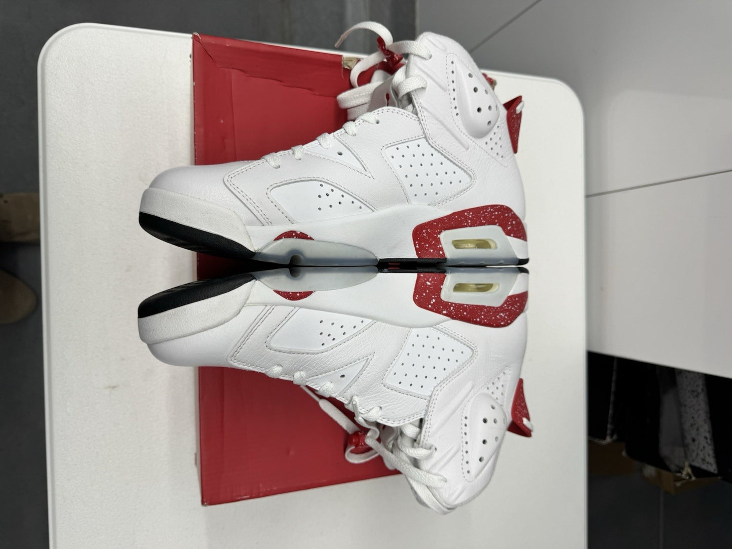Nike Air Jordan 6 Retro Red/Oreo White Size 10 CT8529-162 (2022)