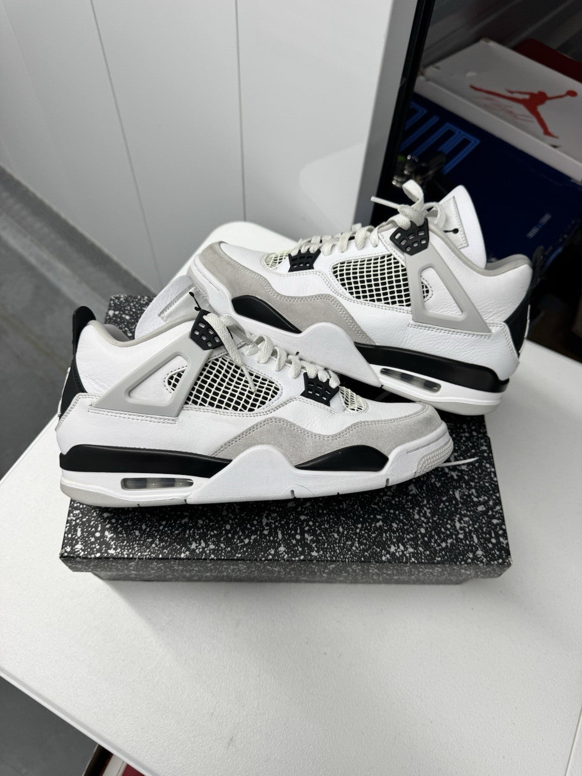 Nike Air Jordan 4 Retro Military Black Sneakers Size 10 DH6927-111