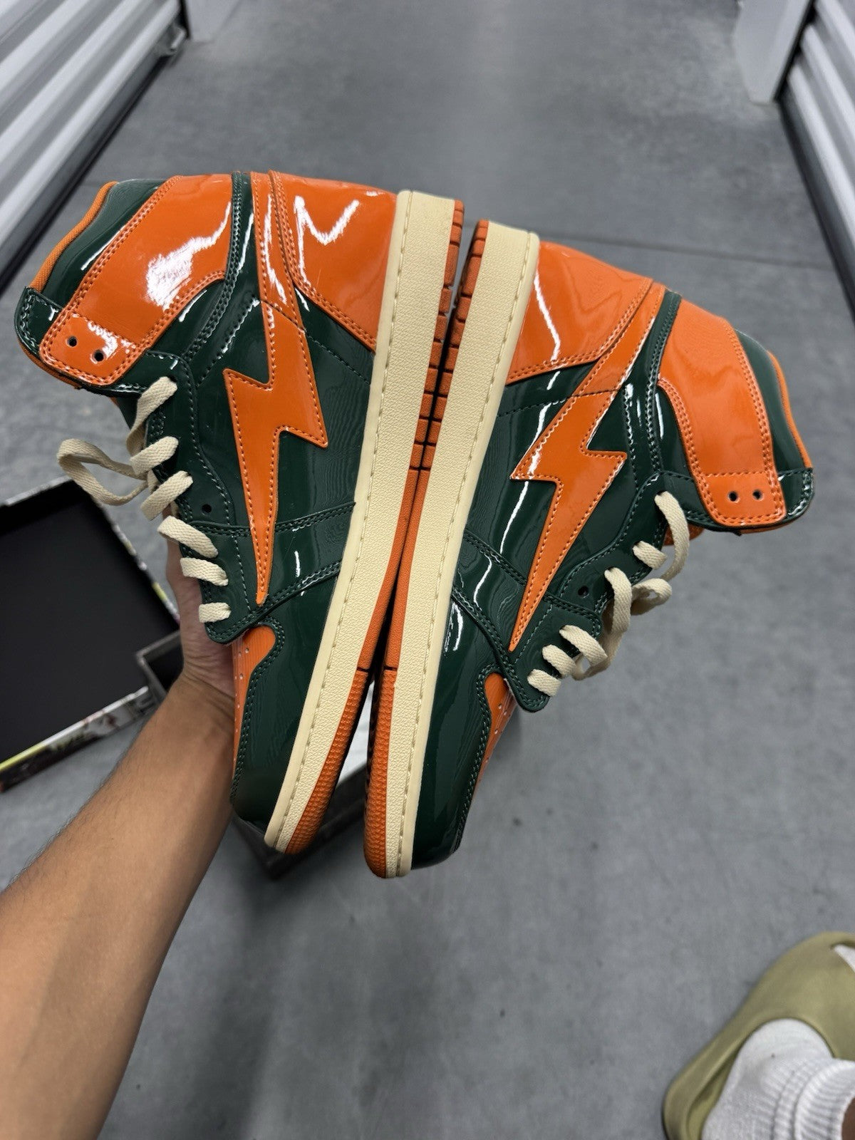 Reves Paris Air Kiy '85 Hi Men's High Top Sneakers Pine Green/Orange SIZE 11
