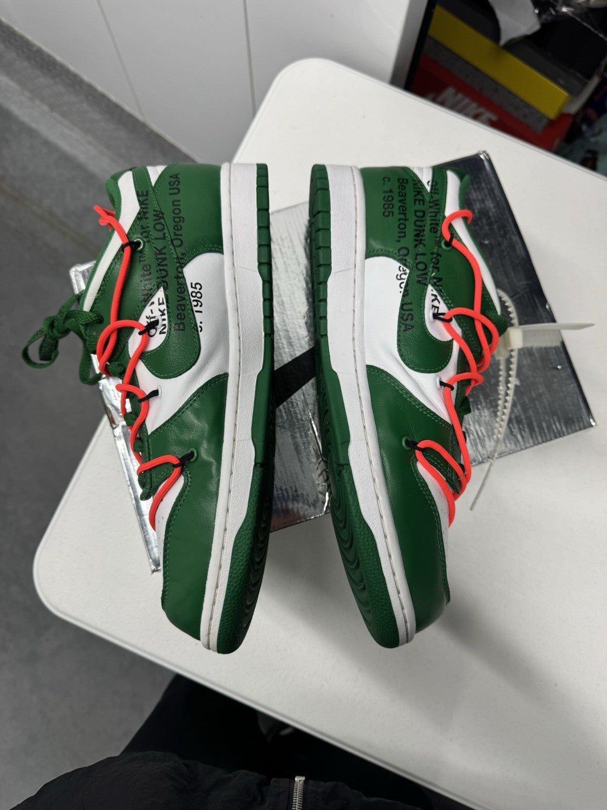 Nike Dunk Low Off-White Pine Green Men's Low Top Sneaker Green White Orange
