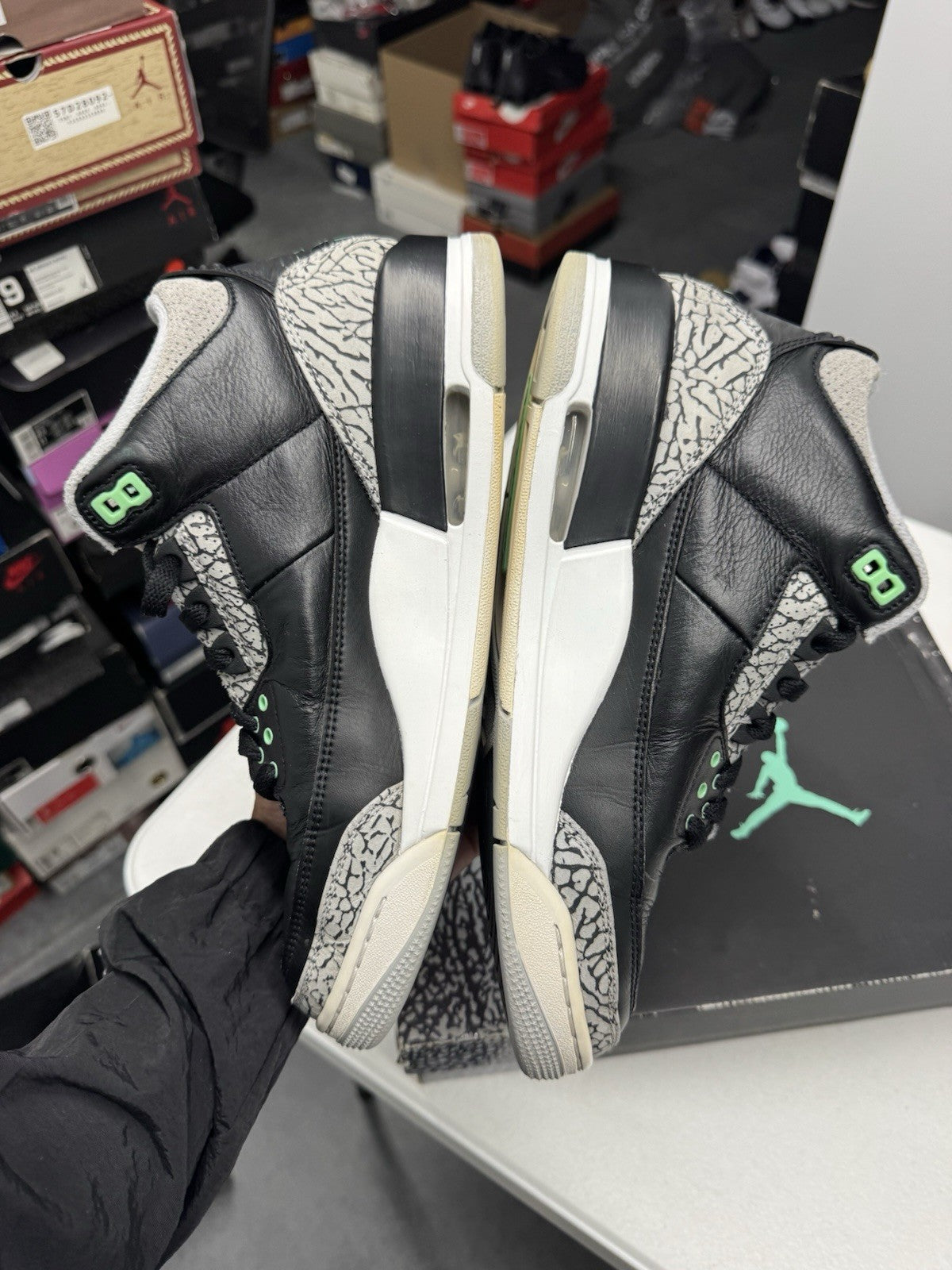 Jordan Air Jordan 3 Retro Green Glow Men's Sneakers Black/Green SIZE 9.5