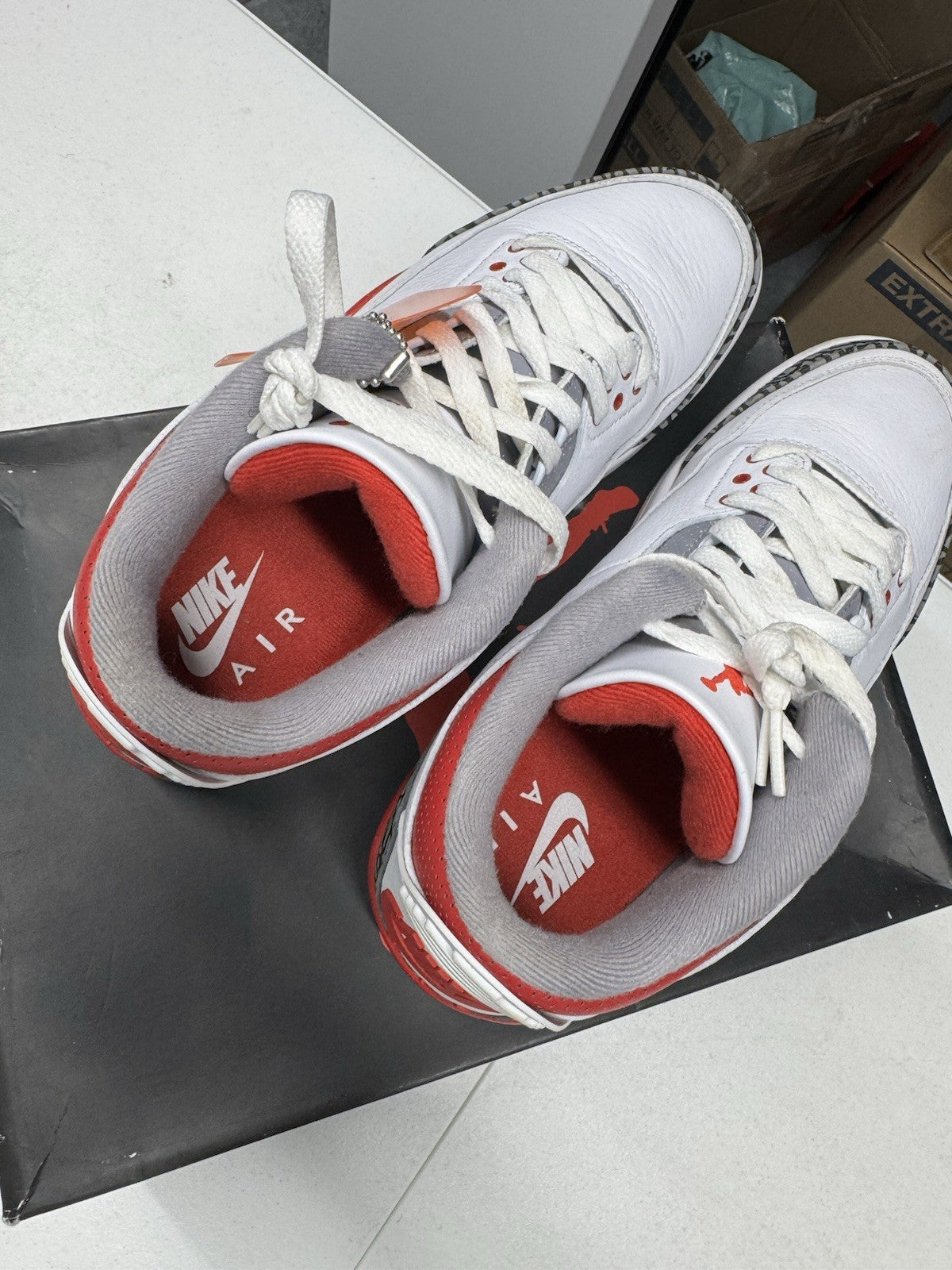 Jordan Air Jordan 3 Retro Fire Red White/Cement Grey/Black Sneakers SIZE 9.5