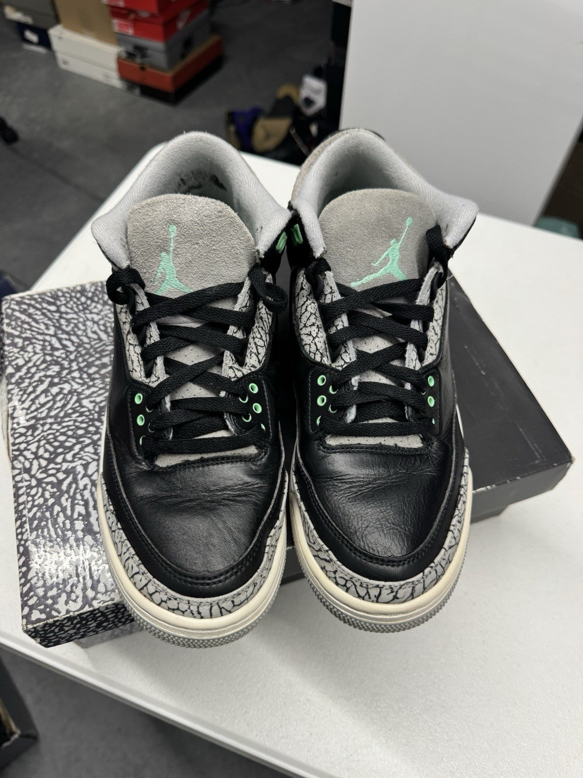 Jordan Air Jordan 3 Retro Green Glow Men's Sneakers Black/Green SIZE 9.5