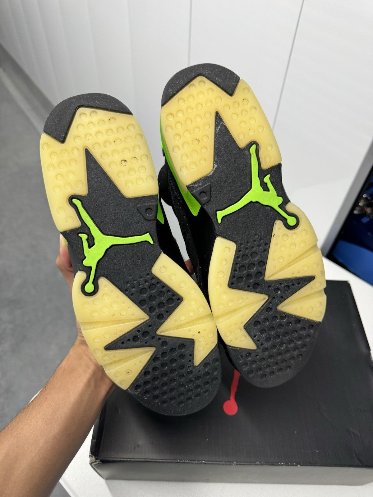 Jordan 6 Retro Electric Green Men's Sneakers 2021 Black/Green Size 10