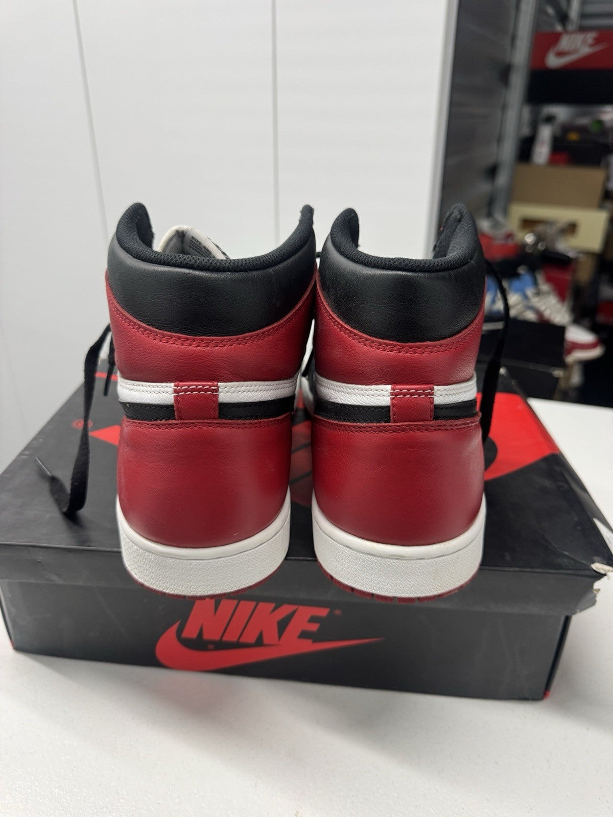 Jordan Air 1 Men's Sneakers Retro High Black Toe OG, Size 12