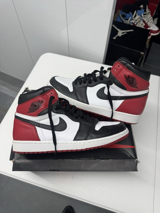 Jordan Air 1 Men's Sneakers Retro High Black Toe OG, Size 12