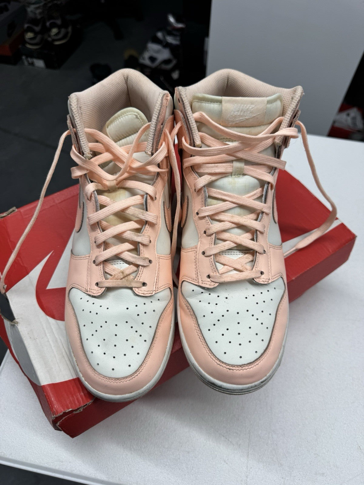 Nike Dunk High Crimson Tint Sail/Crimson Tint Pink Leather SIZE 12W/10.5M