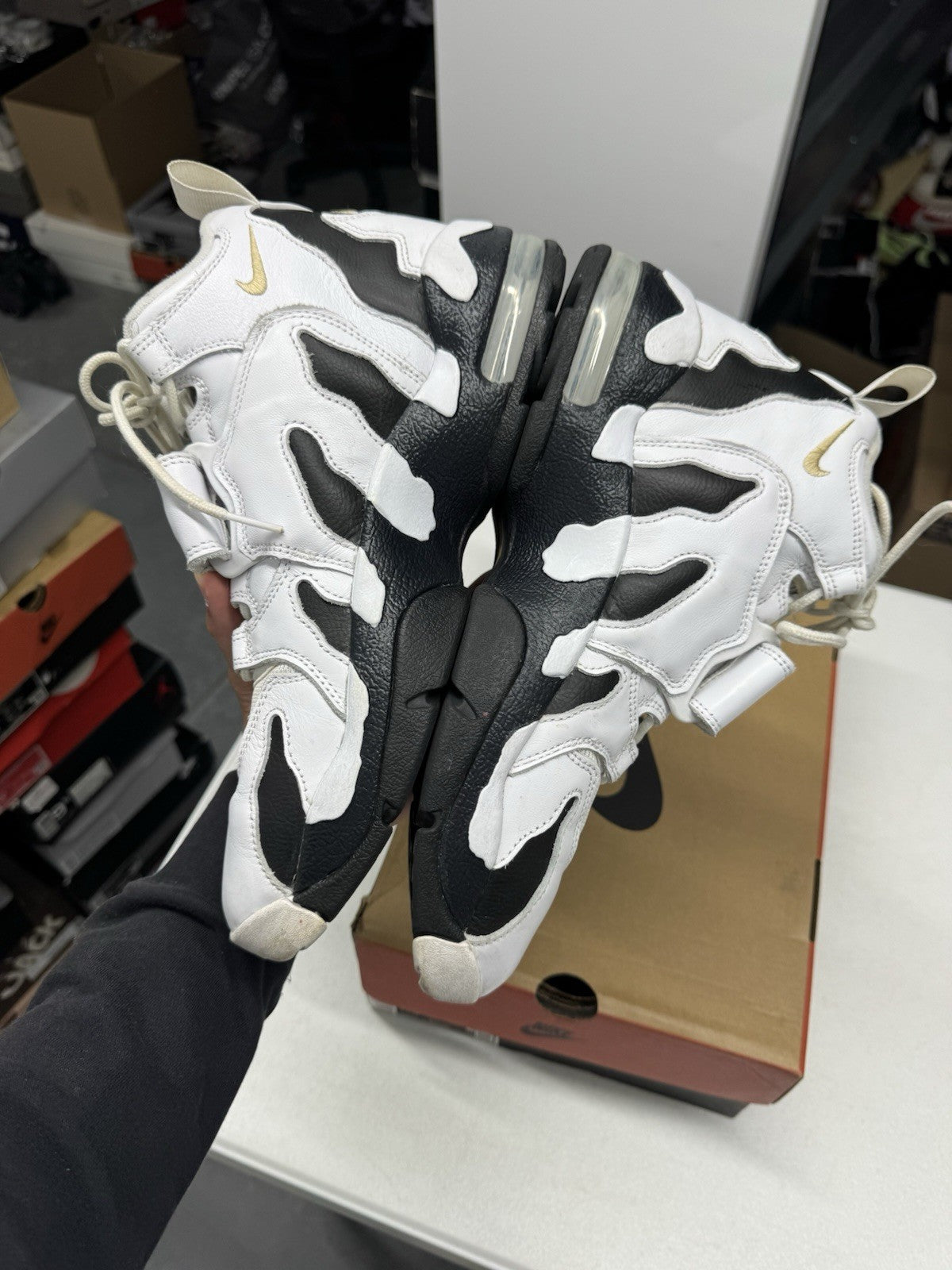 Nike Air DT Max '96 Colorado Away White/Black/Vegas Gold Straps SIZE 10