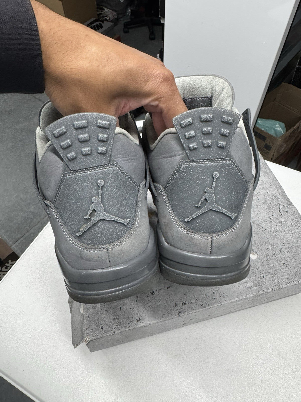 Jordan Air Jordan 4 Retro SE Wet Cement Smoke Grey Suede SIZE 9