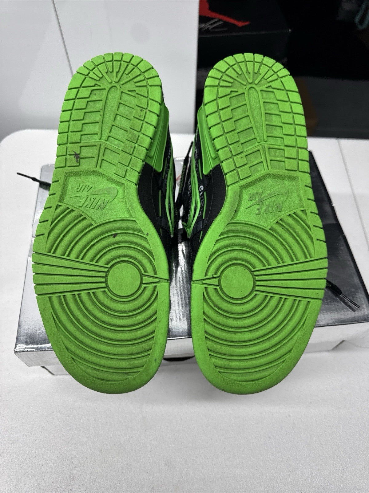 Size 9 - Nike Air Rubber Dunk x Off-White Low Green Strike