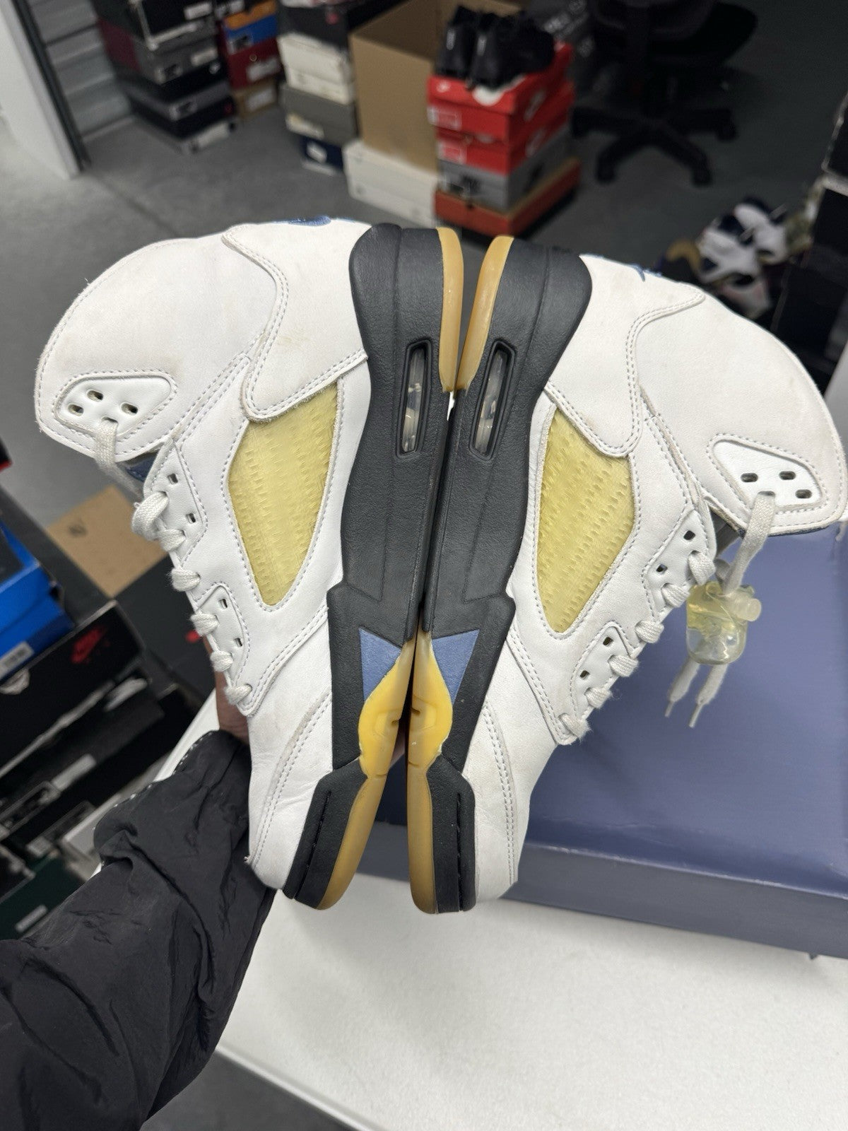 Jordan A Ma Maniére x Air Jordan 5 Retro SP Dawn Nubuck SIZE 9M