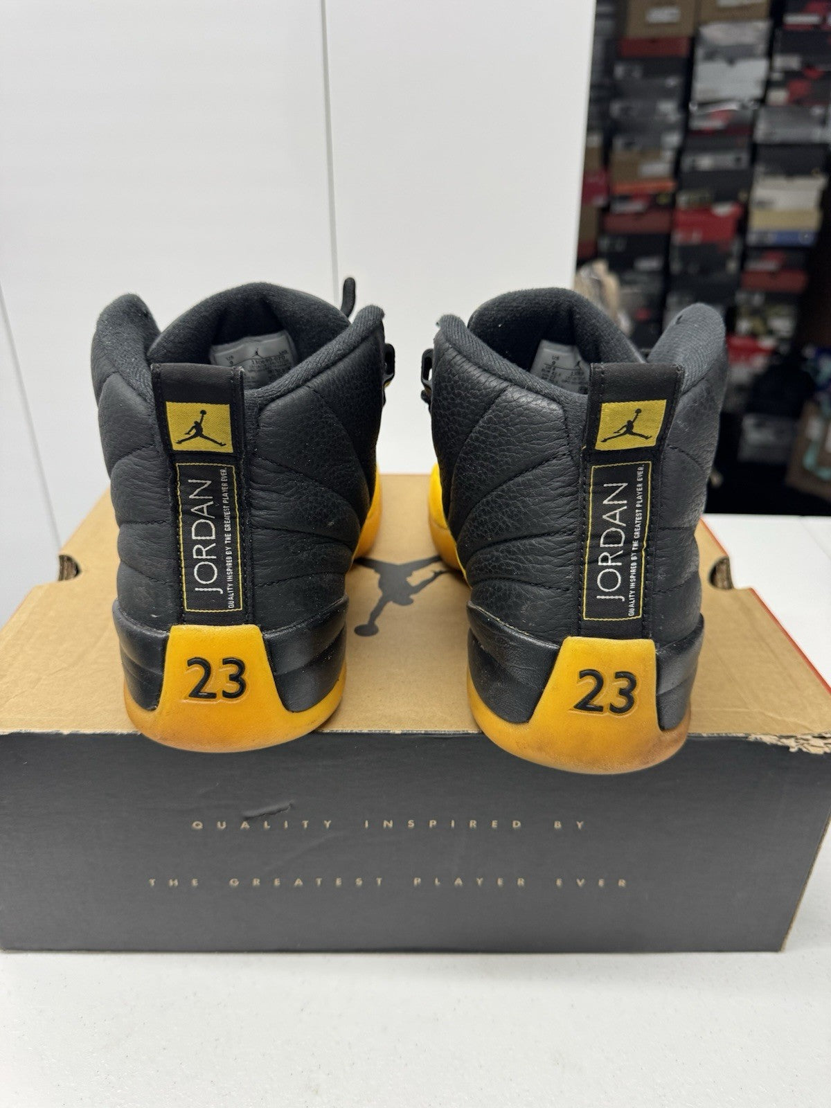 Air Jordan 12 Retro Men's Size 9 University Gold Sneakers 130690-070
