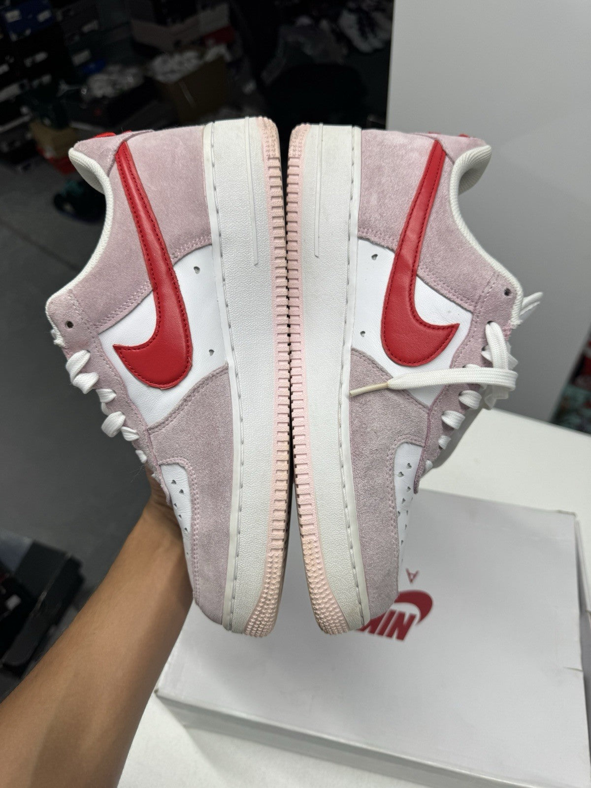Nike Air Force 1 '07 QS Valentine's Day Love Letter Tulip Pink Suede SIZE 10