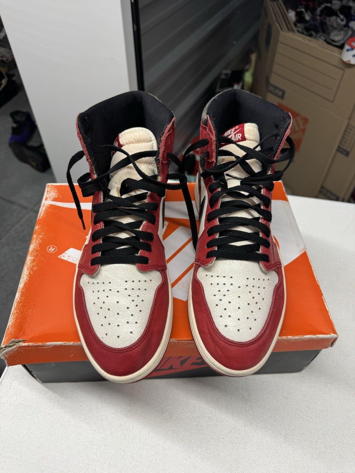Jordan AJ1 Retro High OG Chicago Lost & Found Size 12 DZ5485-612
