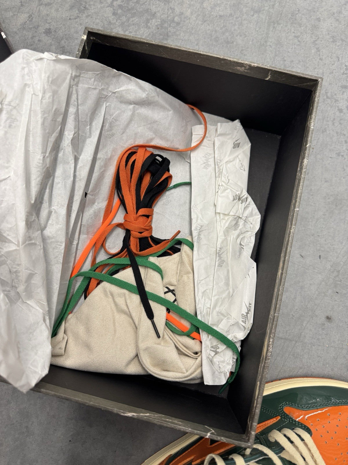 Reves Paris Air Kiy '85 Hi Men's High Top Sneakers Pine Green/Orange SIZE 11