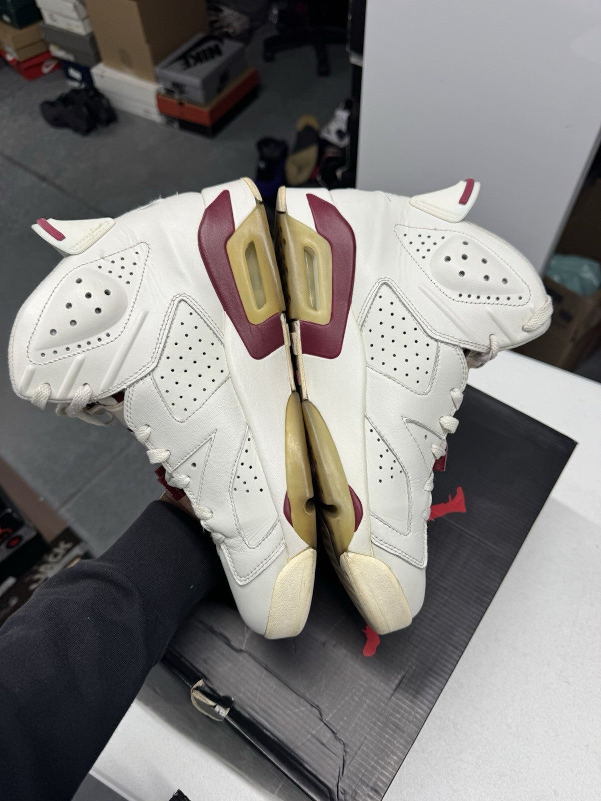 Jordan Air Jordan 6 Retro Maroon 2015 Men's Sneakers White/Maroon SIZE 9.5