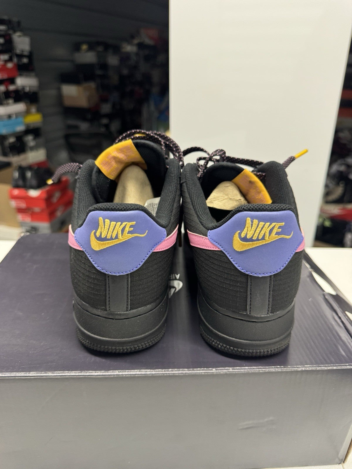 Nike Air Force 1 '07 LV8 2 ACG Black/Magic Flamingo Low Top Suede SIZE 9.5